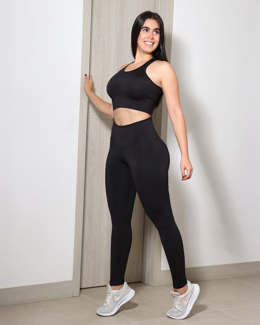 Leggins push up semi-suplex (Ref. 254)