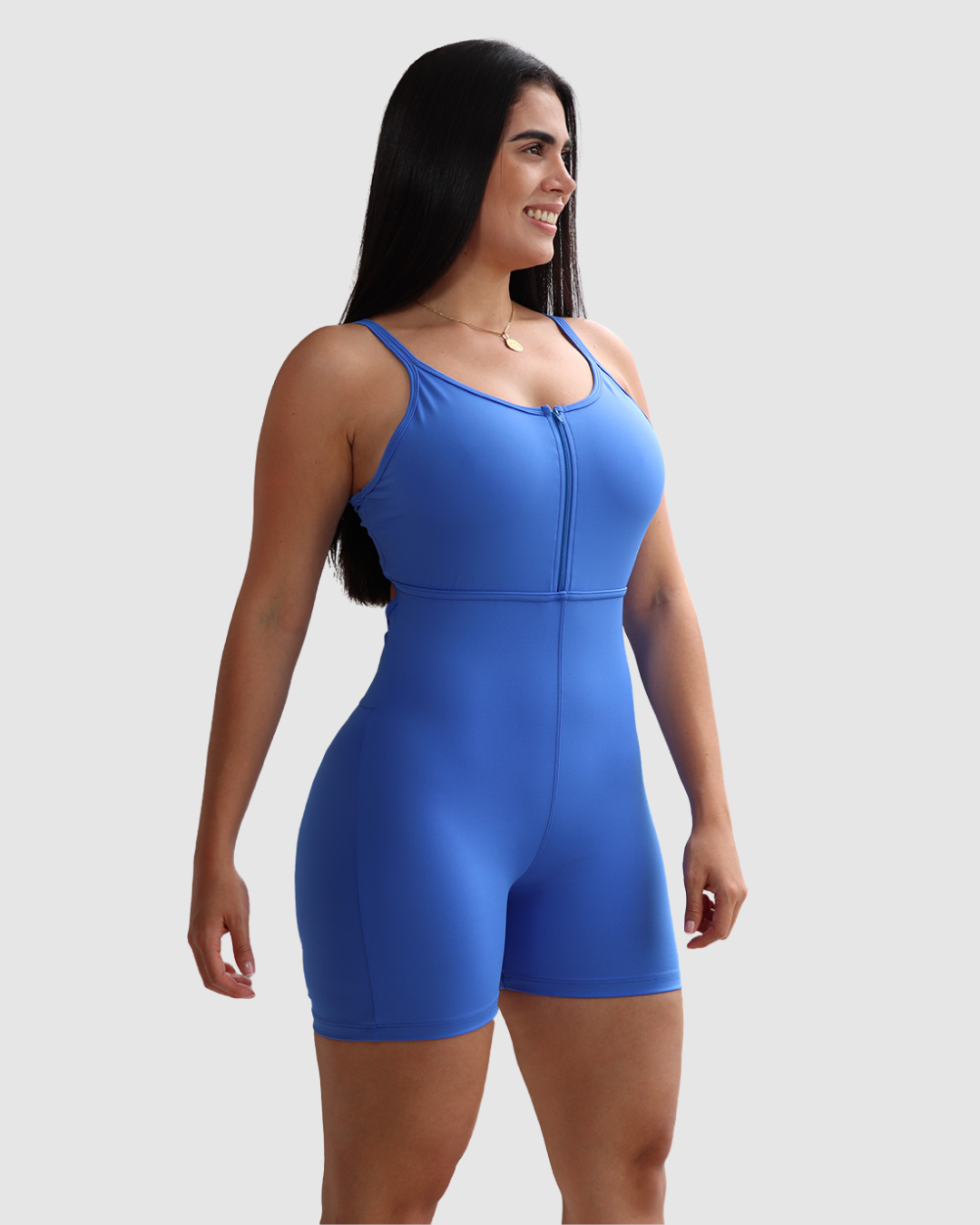 Enterizo Corto Push Up Efecto Levanta Cola y Cierre en Busto