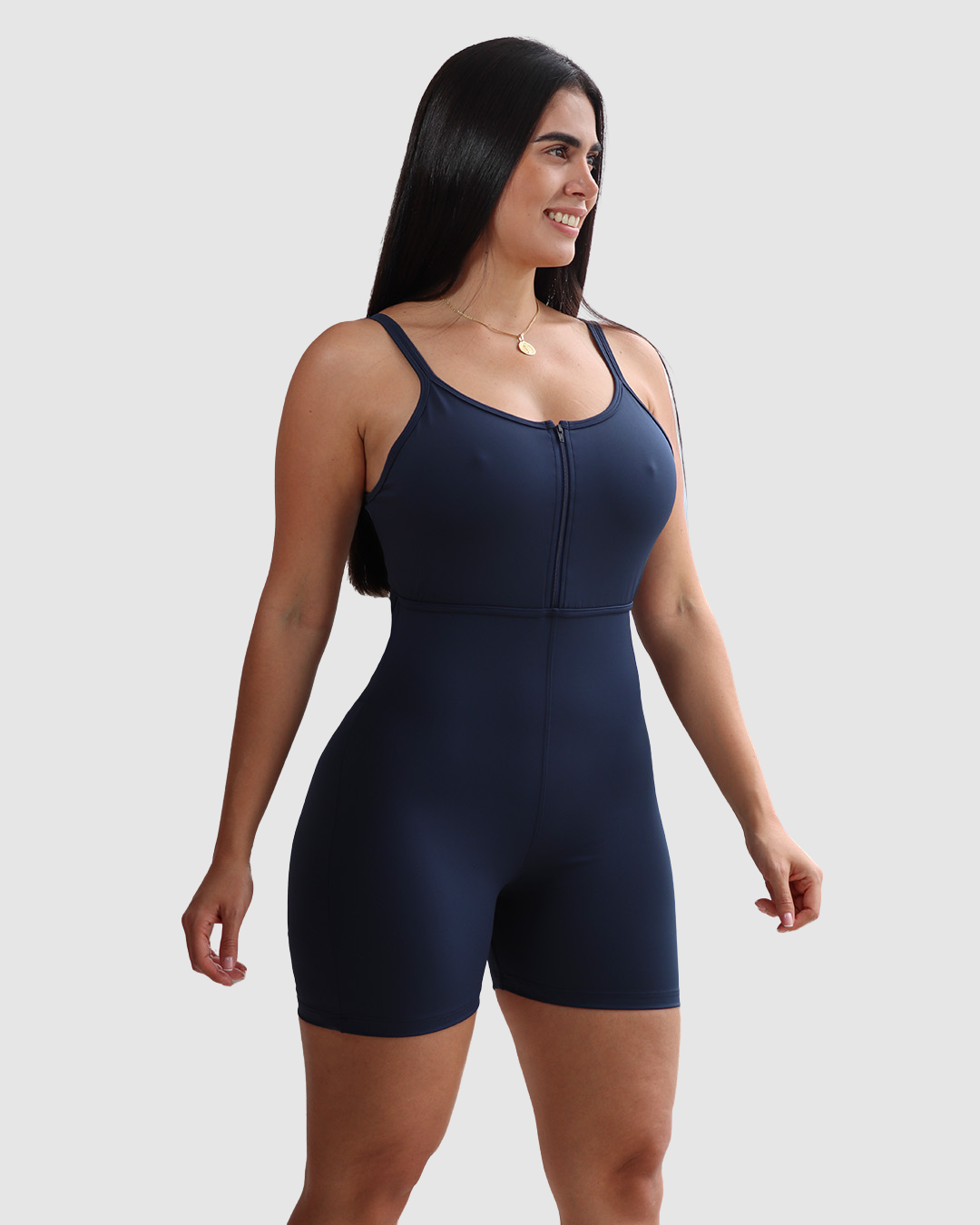 Enterizo Corto Push Up Efecto Levanta Cola y Cierre en Busto