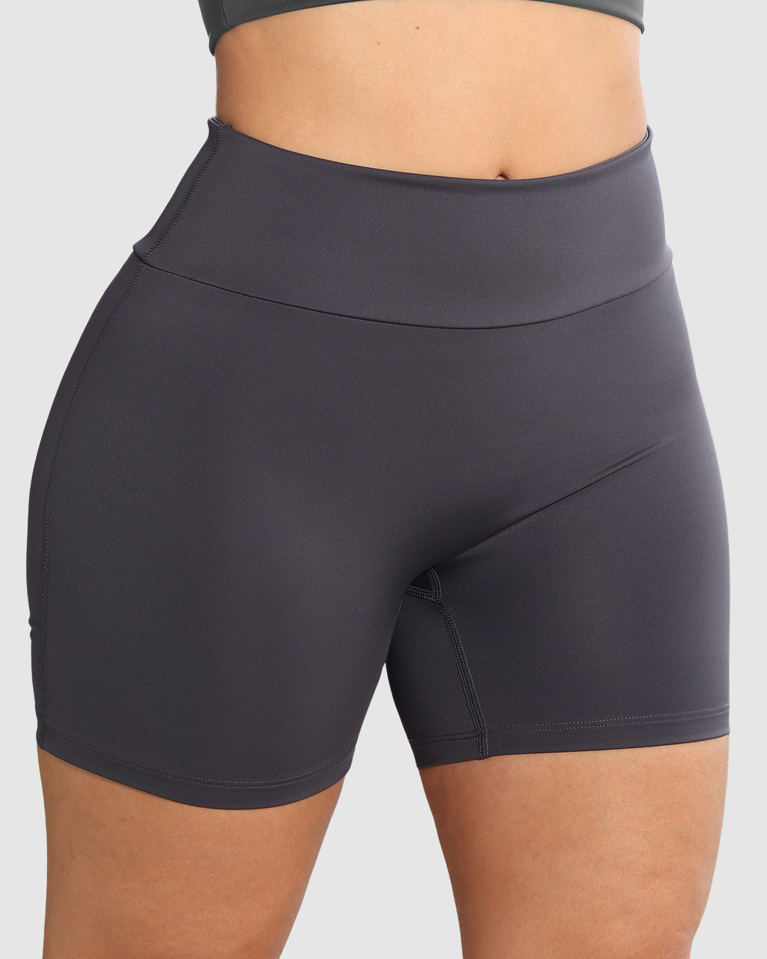 Short Deportivo Corte v en Cola Mujer
