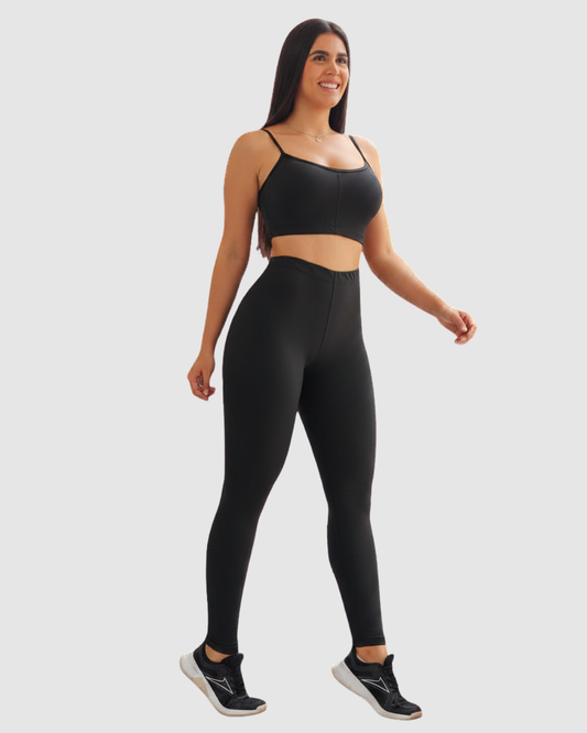 Leggins Unicolor Pretina Resorte en Tela Nylon