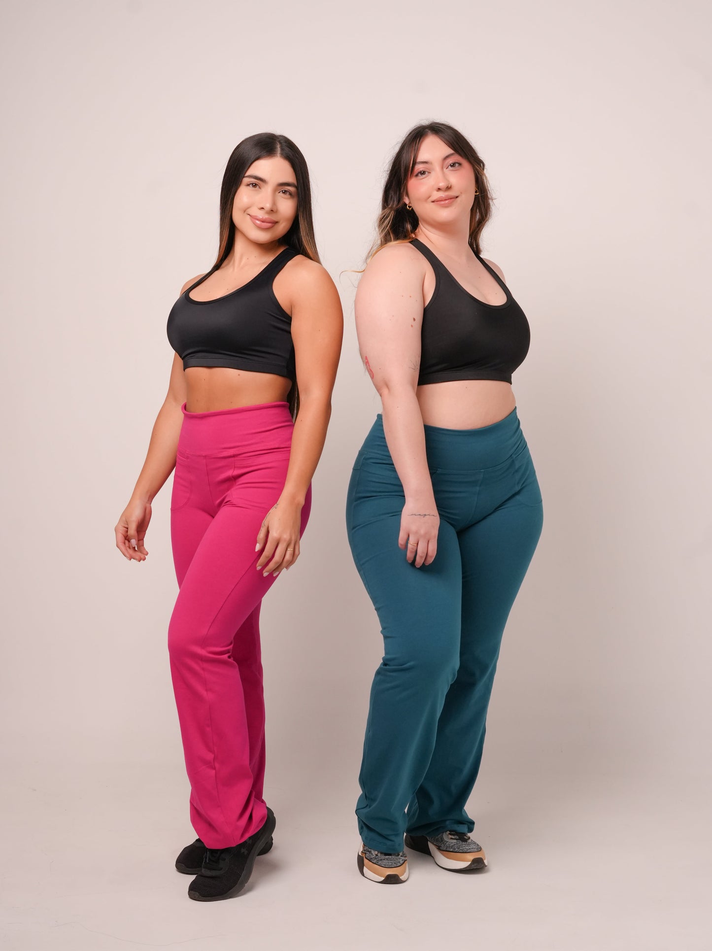 Pantalon Bota recta con bolsillos  (Ref 301)