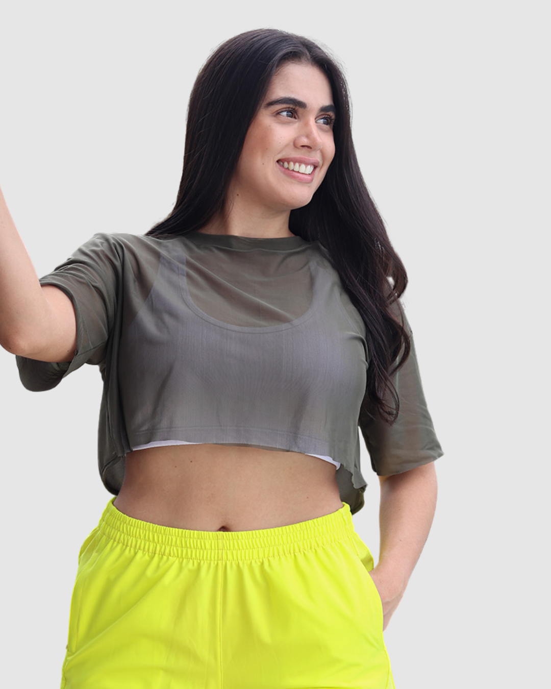 Blusa Deportiva Corta en Velo con Espalda Corte Mariposa