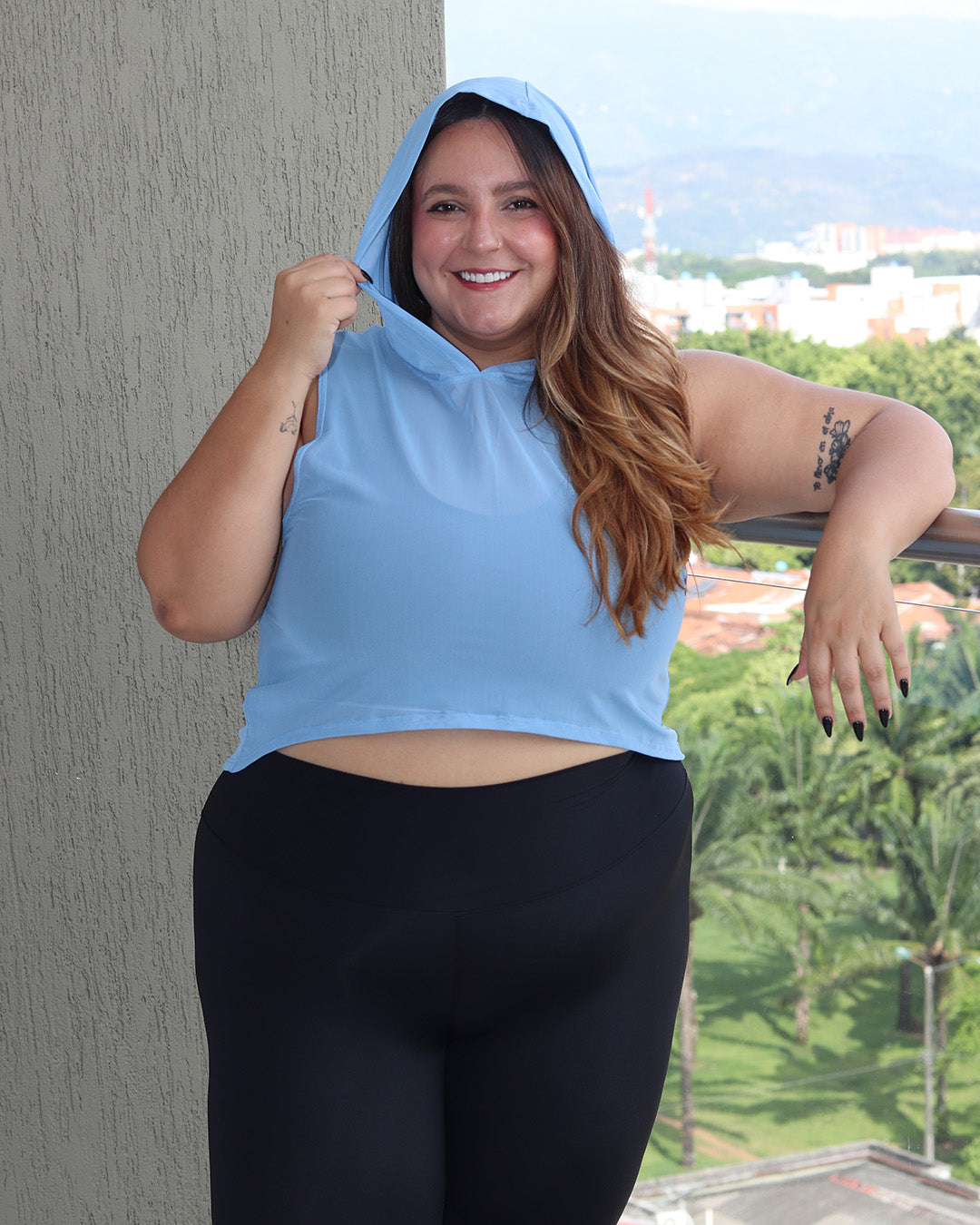 BLUSA VELO CON CAPUCHA (REF:572)