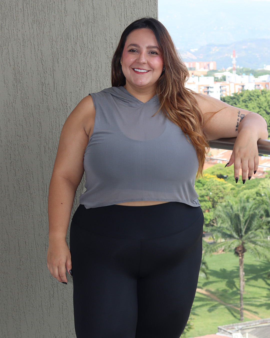 BLUSA VELO CON CAPUCHA (REF:572)